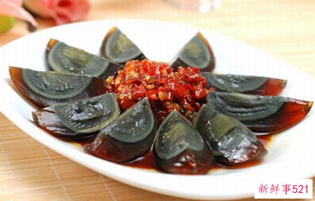 泡过的黑木耳可以隔夜吃吗？黑木耳泡久了有毒吗？
