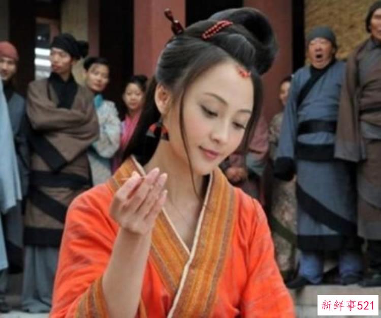 焦恩俊宝莲灯拍摄花絮，曹骏焦恩俊合影