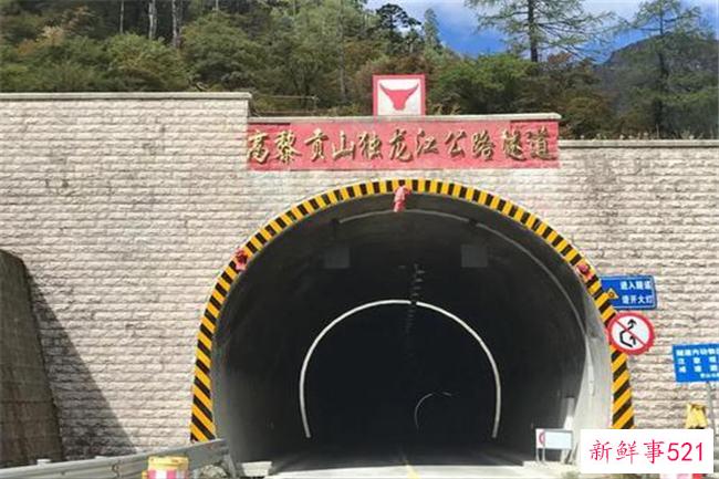 头衔-中国最大的大学-中国民航飞行学院(中央直属大学)