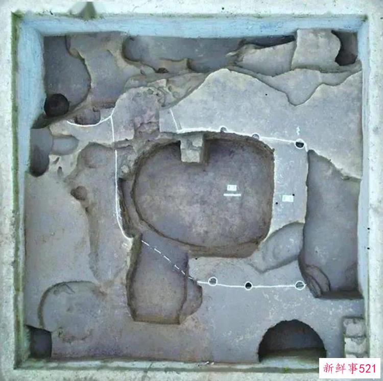 牛河梁遗址文物，历史考古探索发现