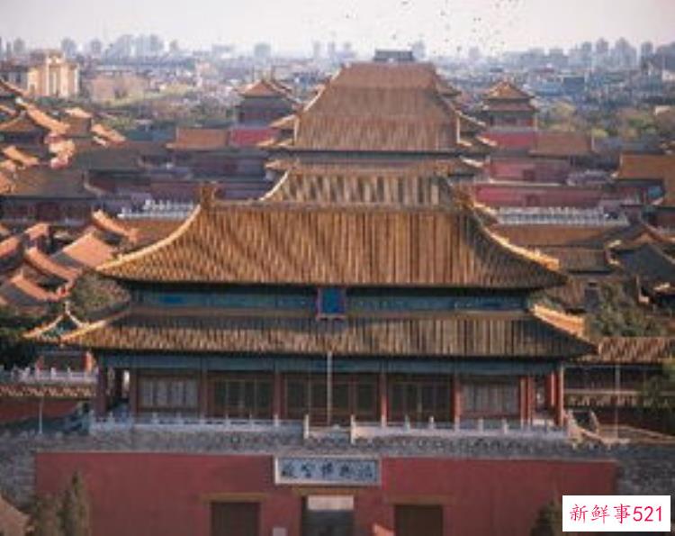 城墙中华门，东华门的位置图