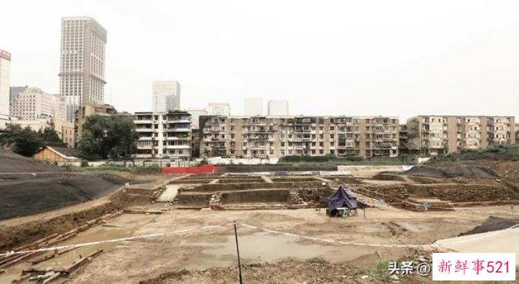 城墙中华门，东华门的位置图