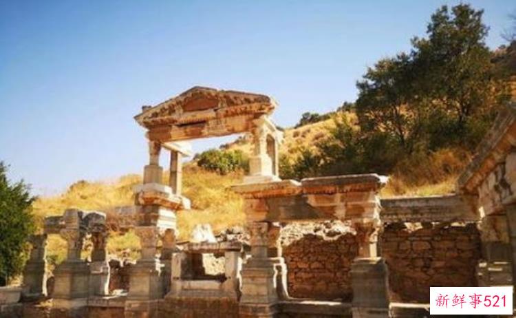 为什么古代遗址都埋在地下，为什么遗址都在地下