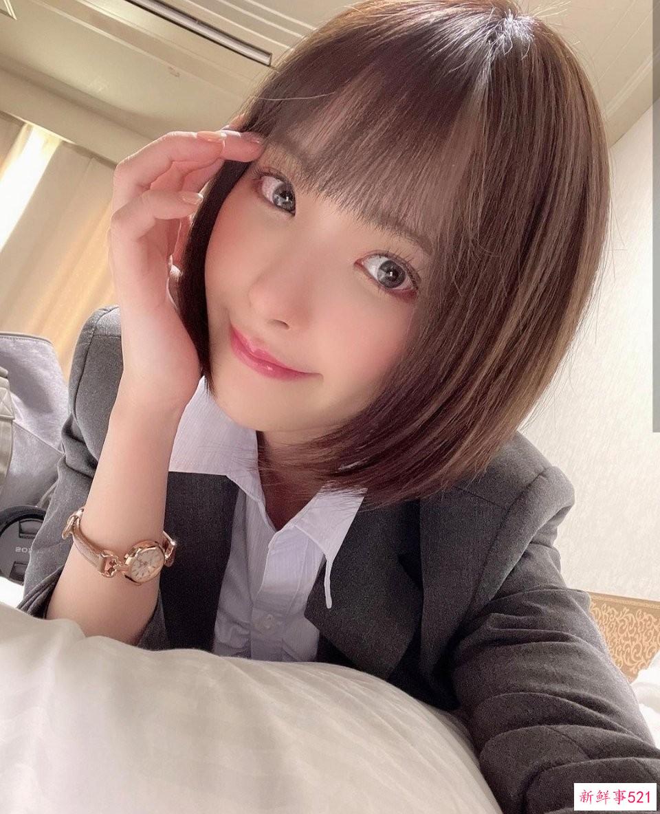 哎，这么好看的女孩子选择当老师
