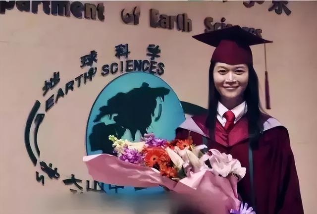 那个拒绝华为百万年薪，38岁成为舰长的广西女博士，你还记得她吗