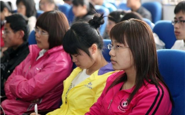案例：合肥一老板爱上女海王，被女方套路多年，依然对她不离不弃