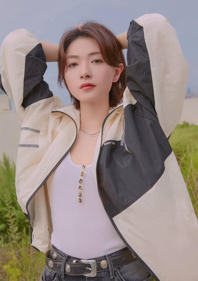 湖南盛产美人，6位湘籍女星，个个亭亭玉立，貌若天仙，千娇百媚
