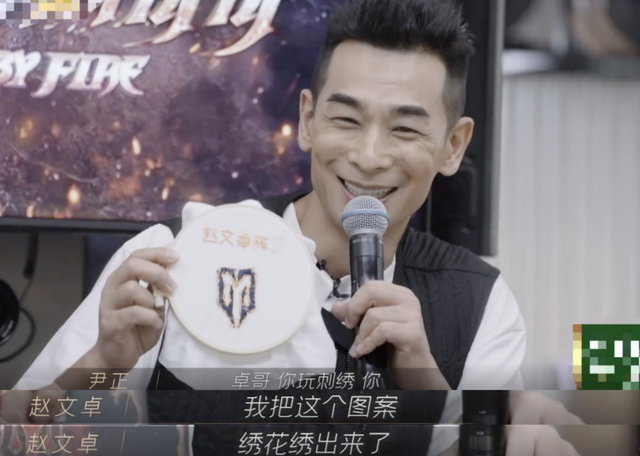 明明是女人，但却自称是“男人”，承认自己的性别有那么难吗？