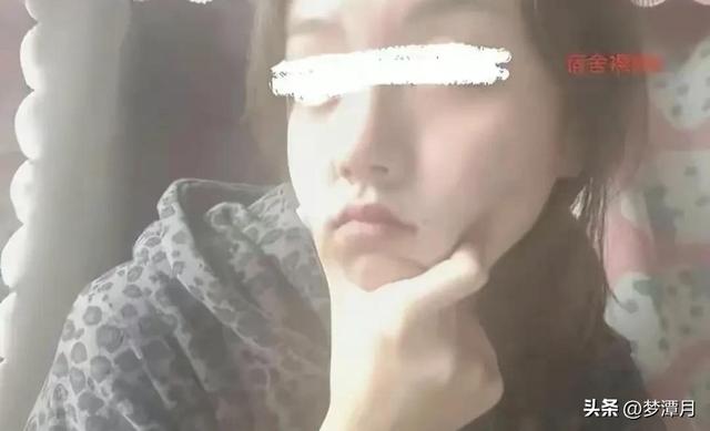 云南大三女生手机惊现大量不雅信息，与多位异性有染，男友崩溃