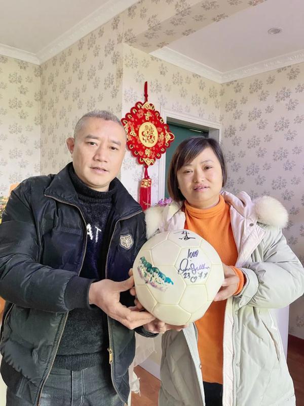 从江油走向亚洲，“00后”女足小将张琳艳经历了啥？