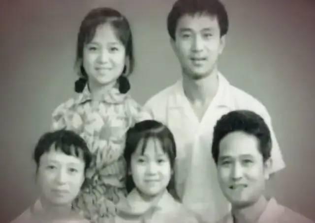 妈妈专业户刘莉莉：演“巧姑”成名，生活中却“杵窝子”