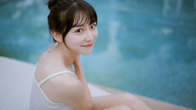 90年｜天秤座，性格开朗、自信大方、特别爱笑的小女生