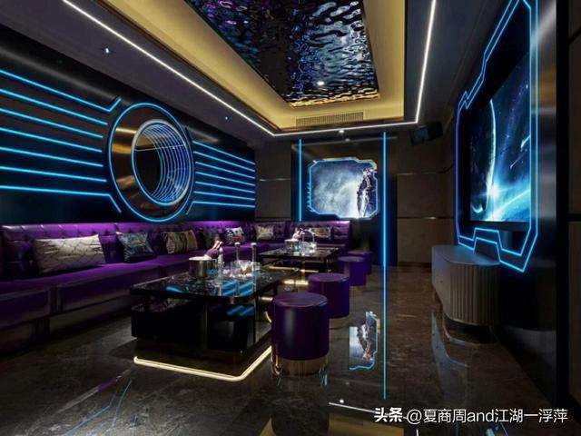 唐山花店老板娘大瓜来袭，自曝已经成为吃瓜的最新方式！太甜了！