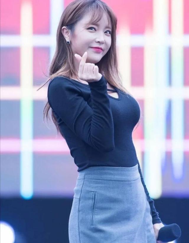 韩国女星洪真英，有微胖性感女神之称