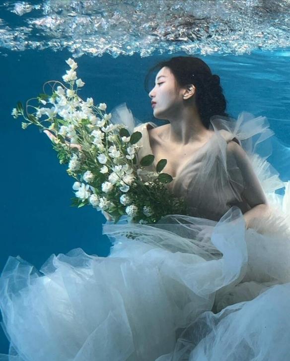 凹凸有致！韩国网友评选：拥有性感身材的KPOP女星
