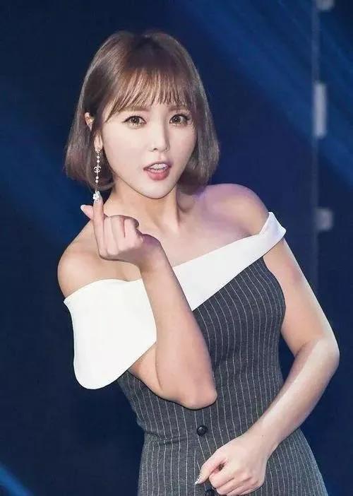 韩国女星洪真英，有微胖性感女神之称