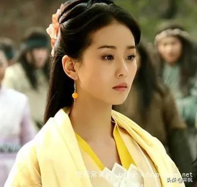 盘点穿黄衣的美女，谁最娇俏动人