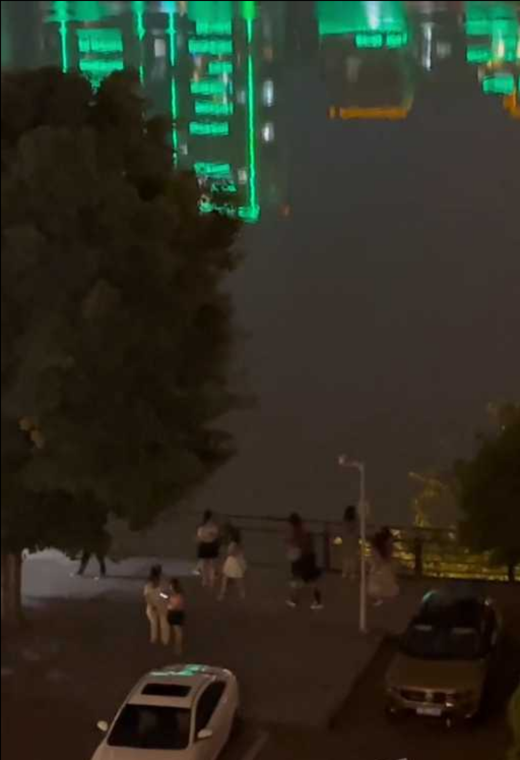 四川内江瓜友福利！内江沱江河边聚鸡地！瓜友实探视图！200块的爱情！