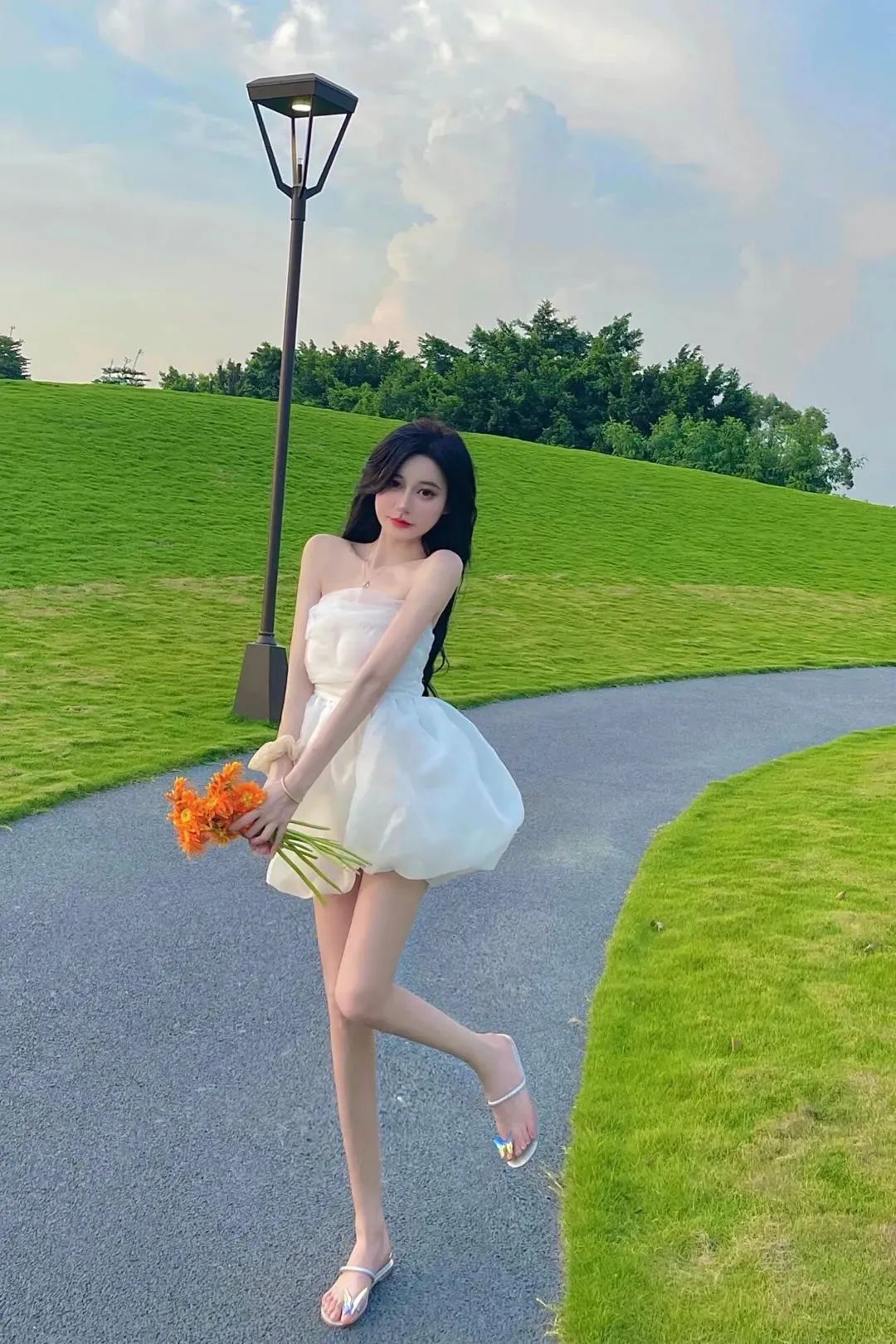 多看美女真的能够心情愉悦呢！