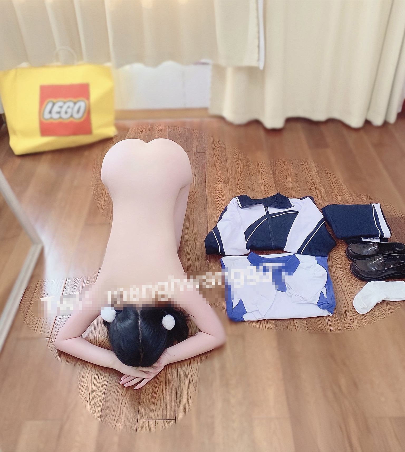 考研妹妹第一人称视角 白皙透粉 做的时候她会还自己按摩阴蒂 下面粉嫩嫩的 无套的感觉非常紧致 超敏感