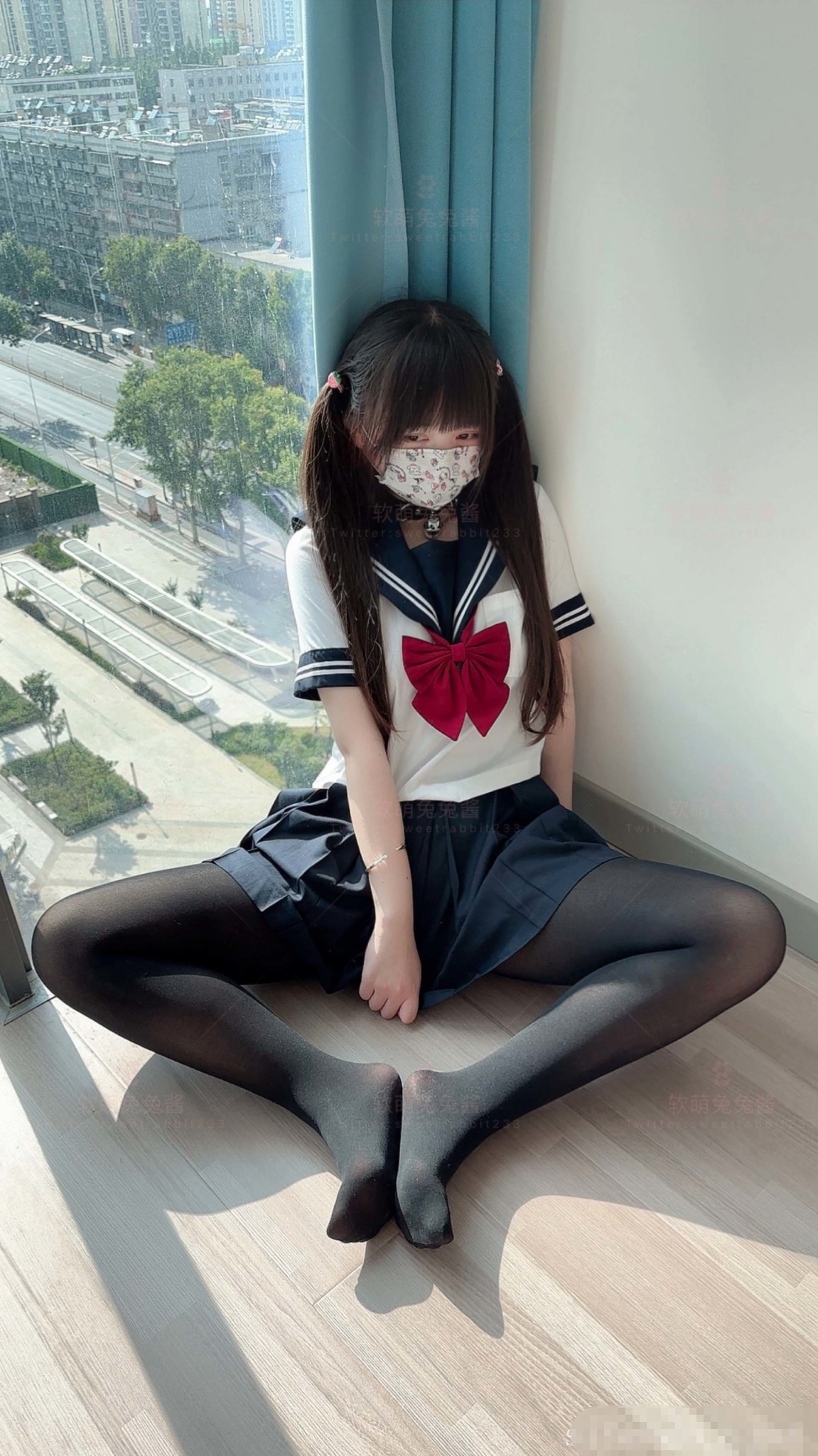 “你骚逼里水好多好热夹得好紧”女神为何带上项圈狗链？好想也有一直狗狗拴著 嗲声嗲气 做爱很生猛