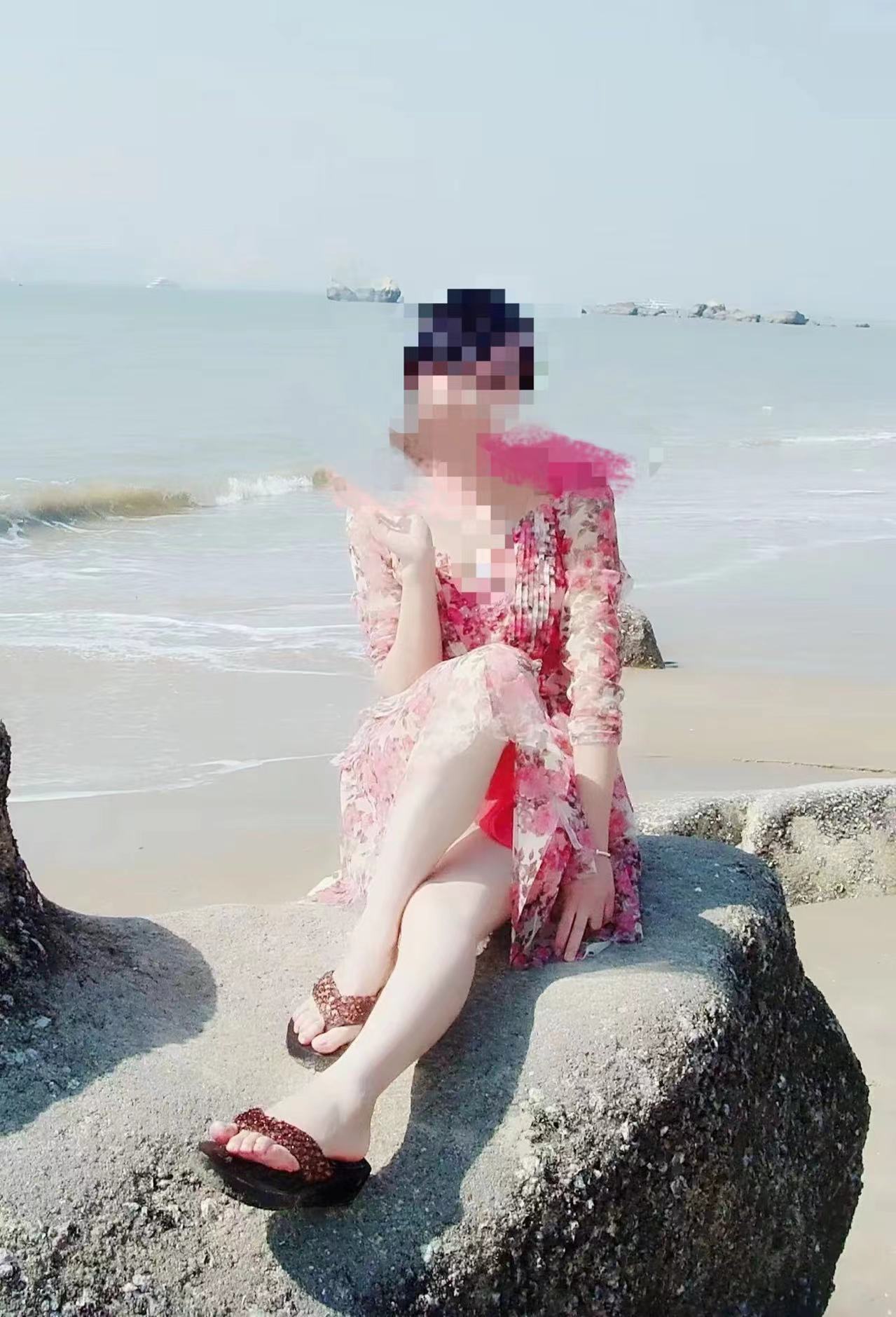 骚母狗访谈--乐当性奴的母狗护士
