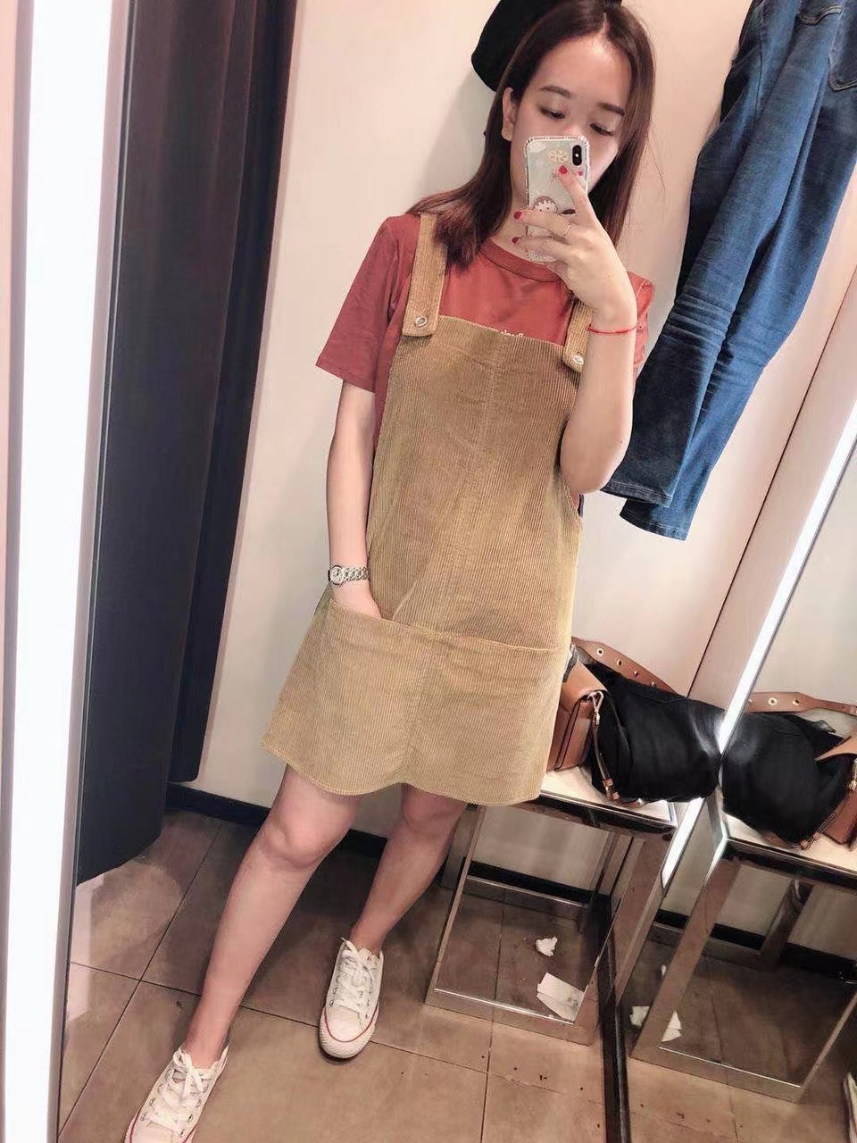 母狗兰兰 后入 女上 外企工作时为了转正陪洋老板上床
