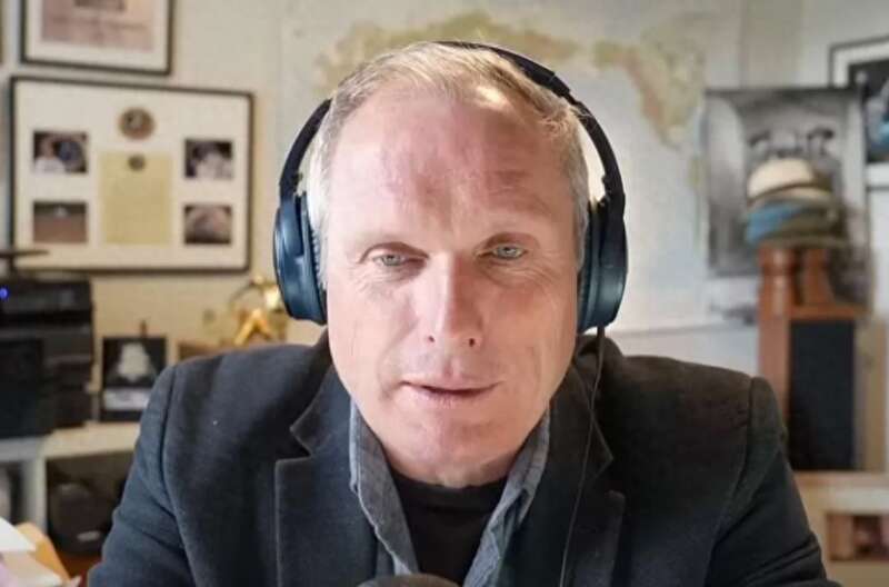 澳洲记者透露坠毁UFO被藏于地下 不在美国