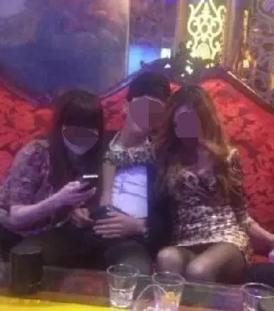商K妈咪到底是怎么找到那些女孩的？