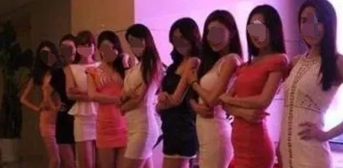 商K妈咪到底是怎么找到那些女孩的？