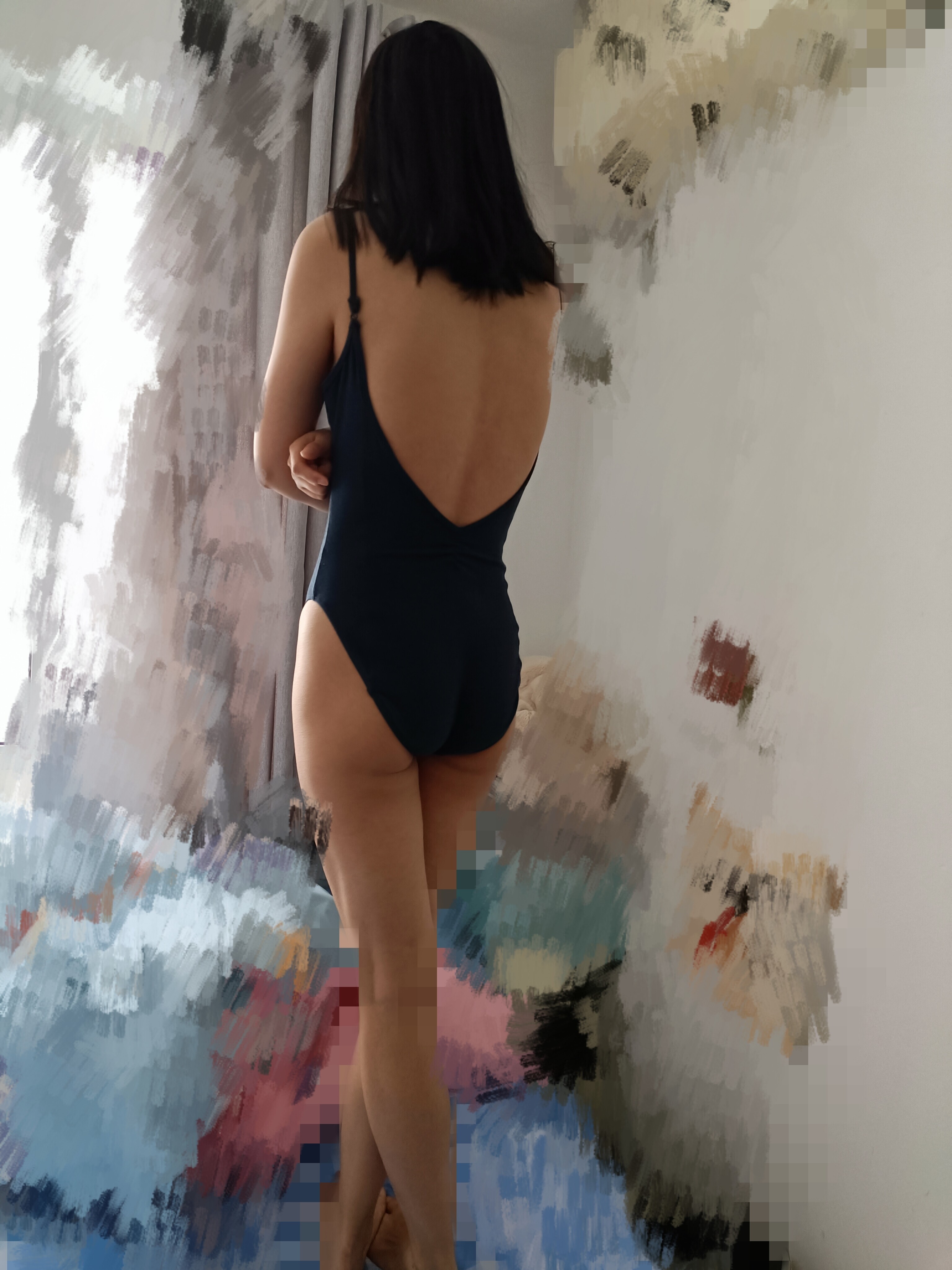 如果上班有一个可以随时操的女同事，你会喜欢上班吗？