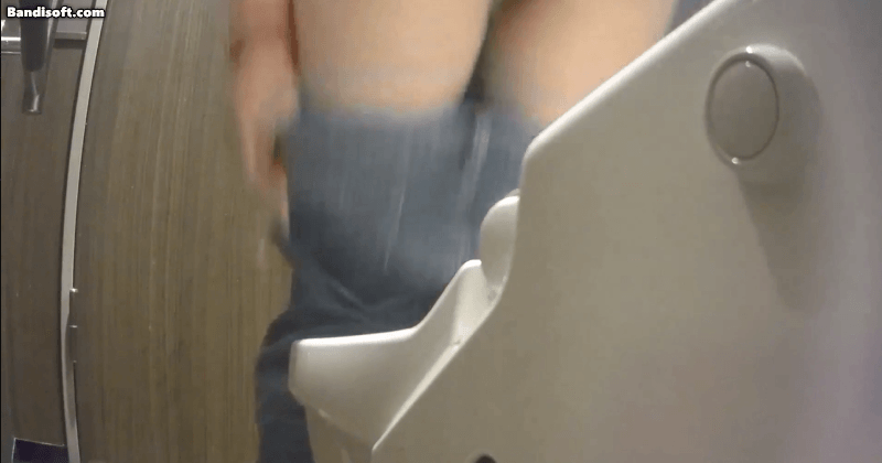 首尔商场双镜头后拍各种美女丰满臀部几个稀毛嫩逼美女