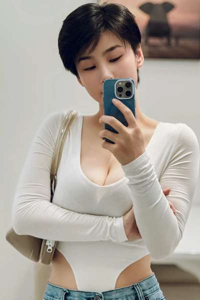 姹紫嫣红千姿百态妖娆多姿都没有我马凡舒诱人