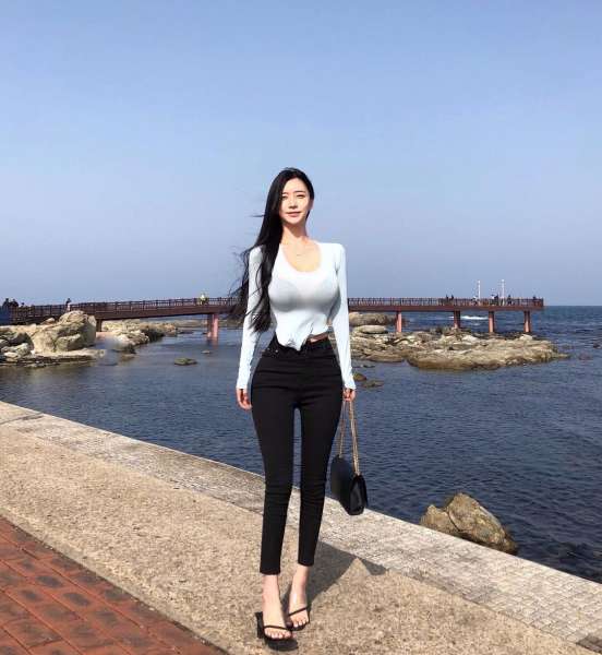 姹紫嫣红千姿百态妖娆多姿都没有我马凡舒诱人