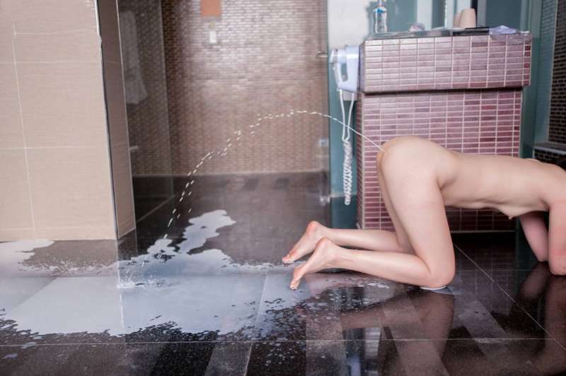 那些女孩的嫩逼  [99P]