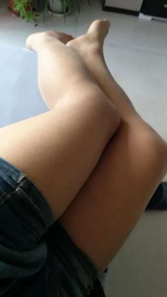 极品的美腿丝袜太让我喜欢了