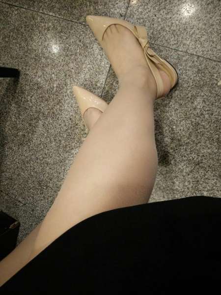 极品的美腿丝袜太让我喜欢了