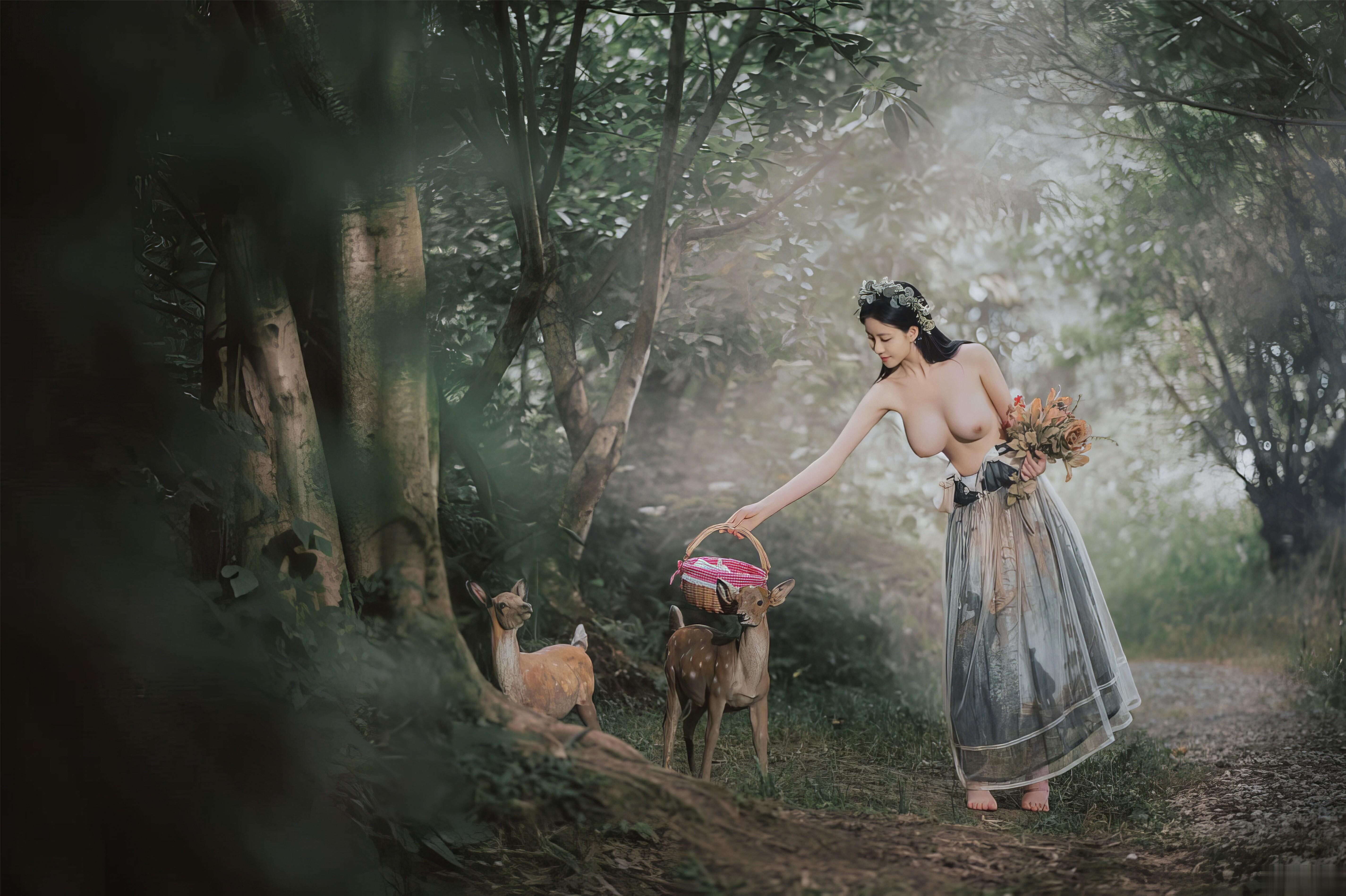 年年 – 爱丽丝仙境