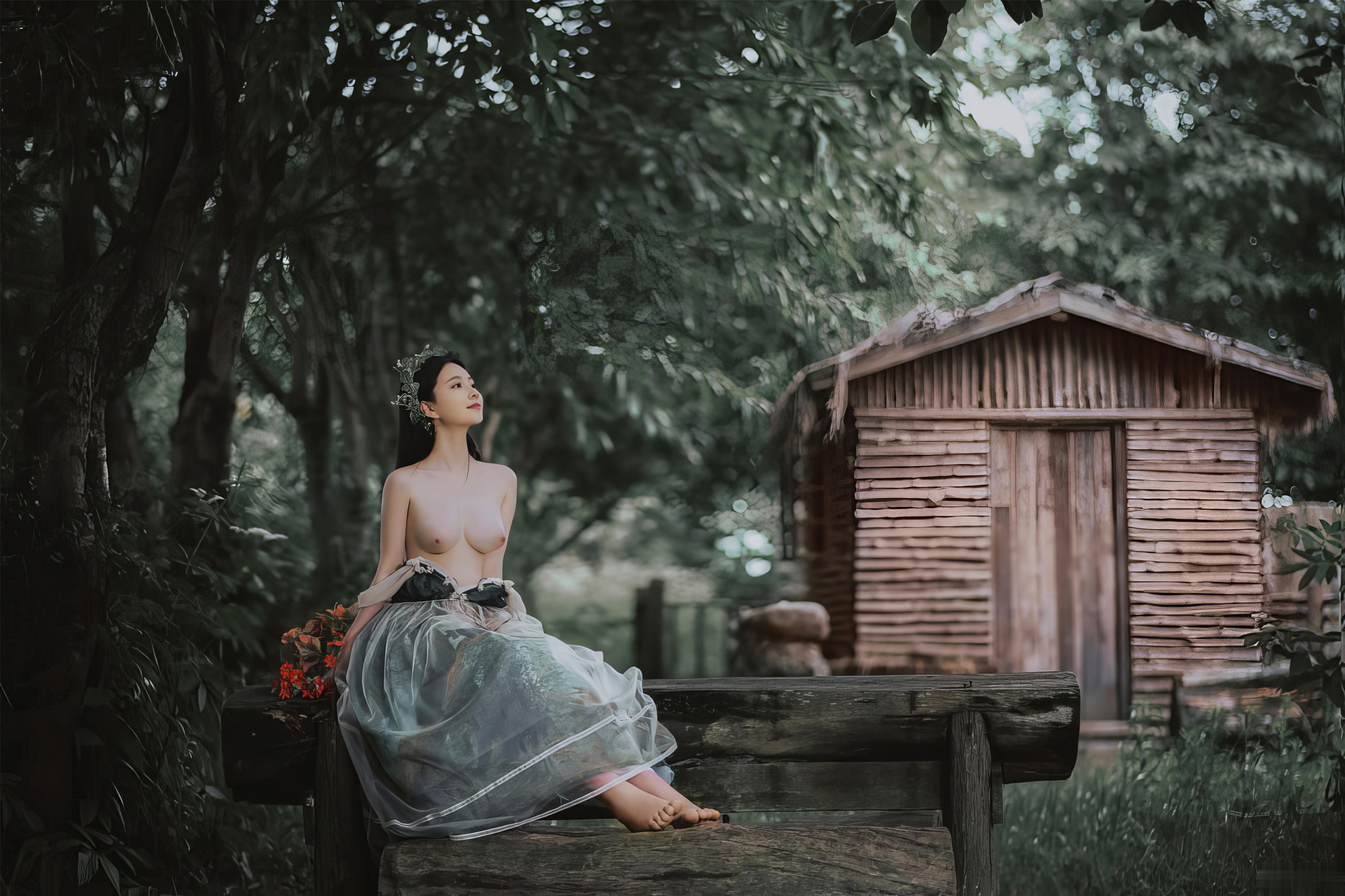 年年 – 爱丽丝仙境