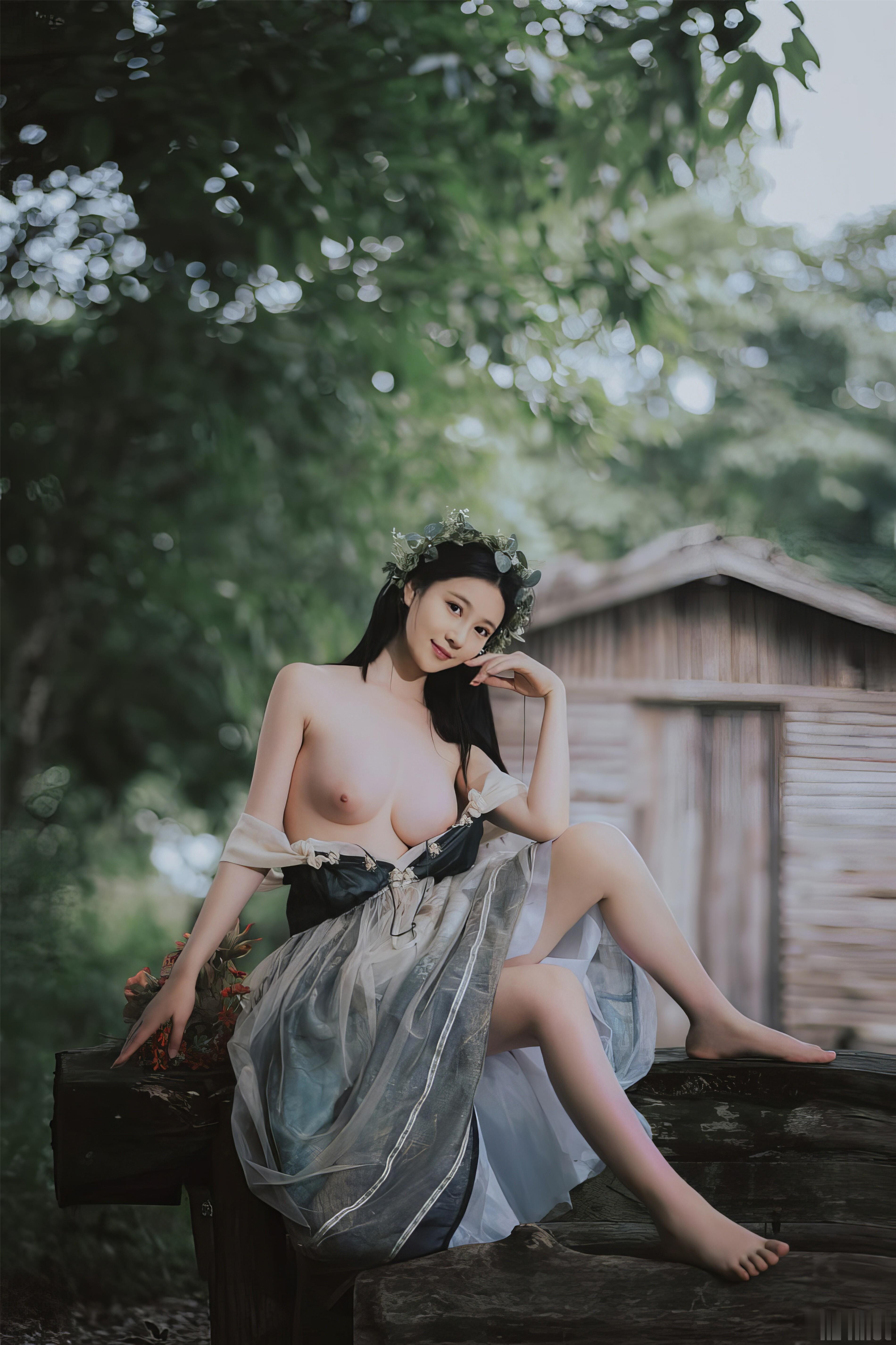 年年 – 爱丽丝仙境