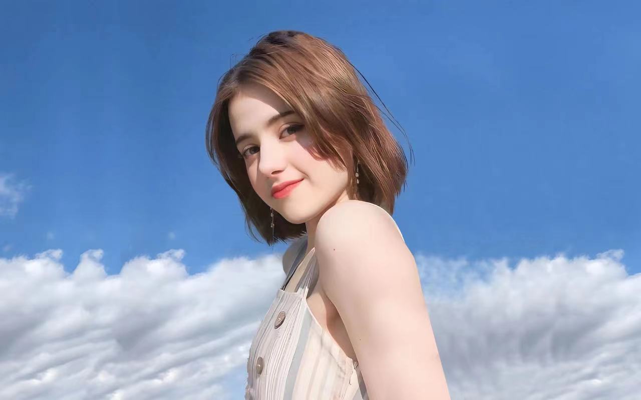 人前光鲜亮丽，人后风骚至极