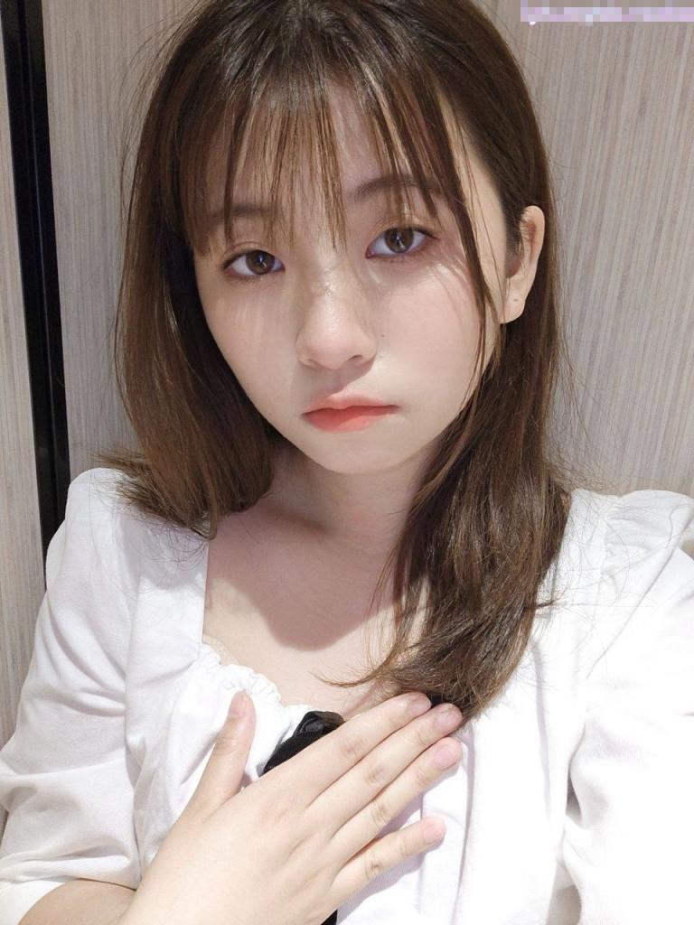 群交盛宴 淫乱人妻 极品骚货淫妻和多名单男群P淫乱啪啪 肉棒抽插 前后夹鸡 两洞被塞满 淫乱刺激