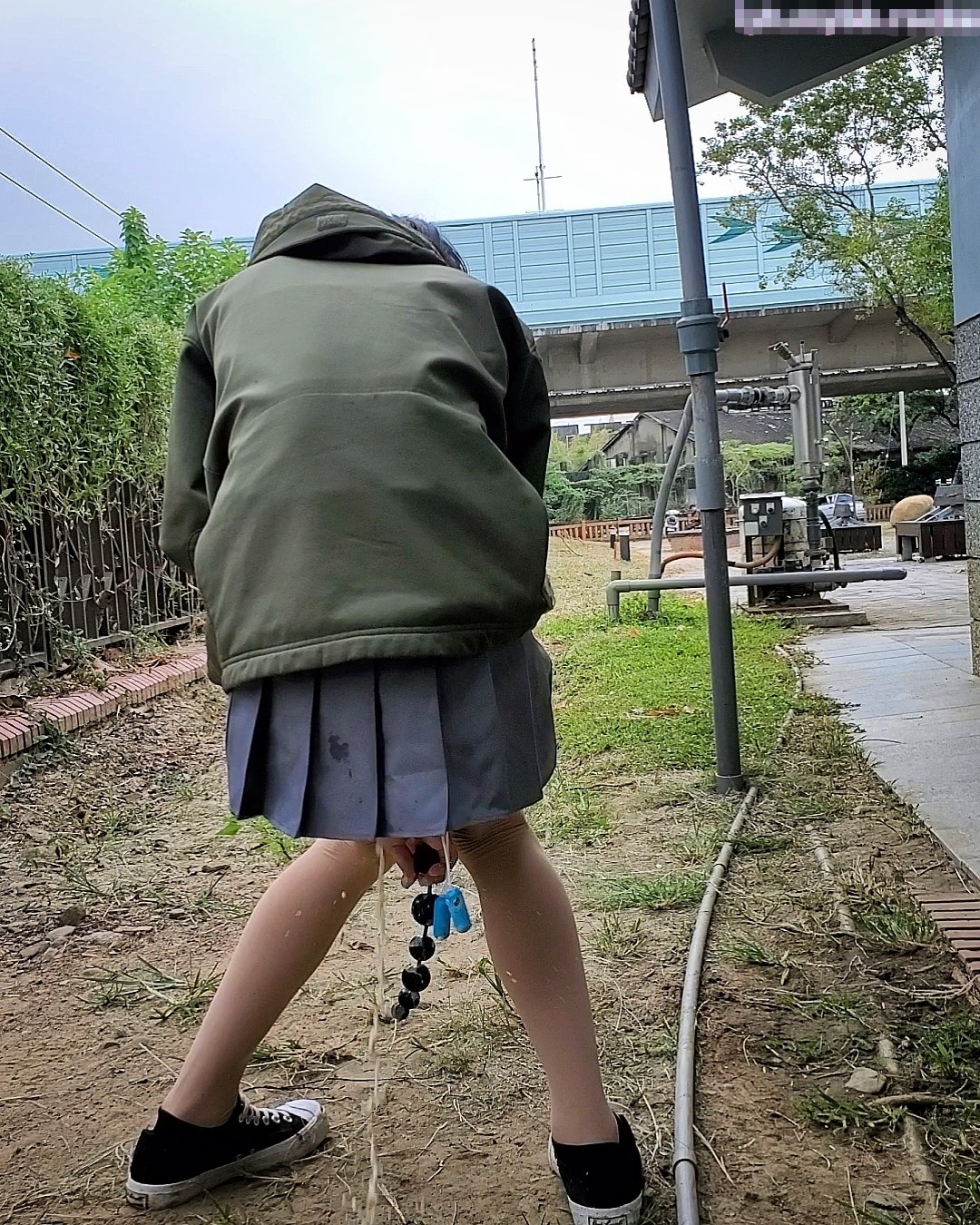⚡浣肠潮喷⚡新奇刺激小闷骚型小可爱，当街浣肠潮喷露出，调教肛塞尾巴束缚，跳蛋控制潮吹漏尿 高潮颤挛
