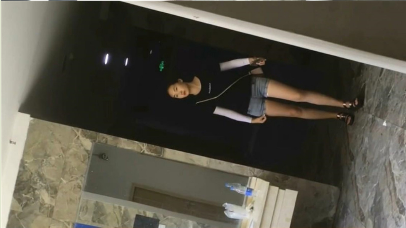 大神潜入服务中心女厕 全景偷拍几个来办事的美少妇的各种美鲍鱼