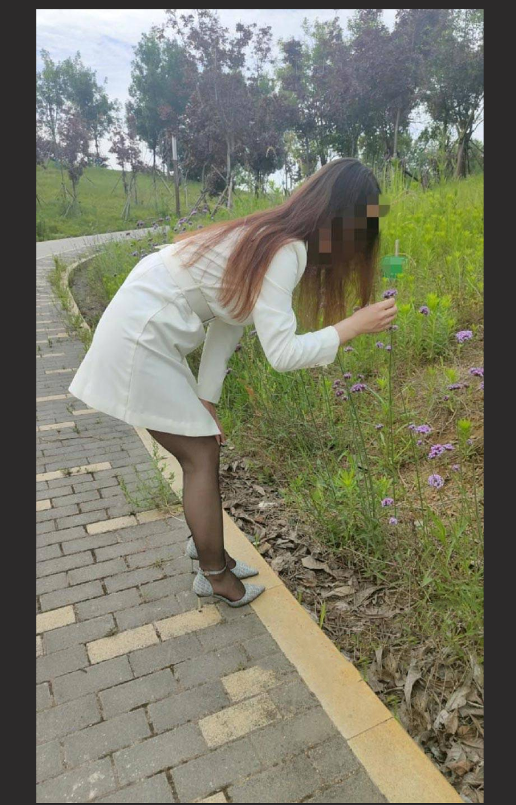 野战就要被人看到才刺激，被人偷偷视操的感觉太爽