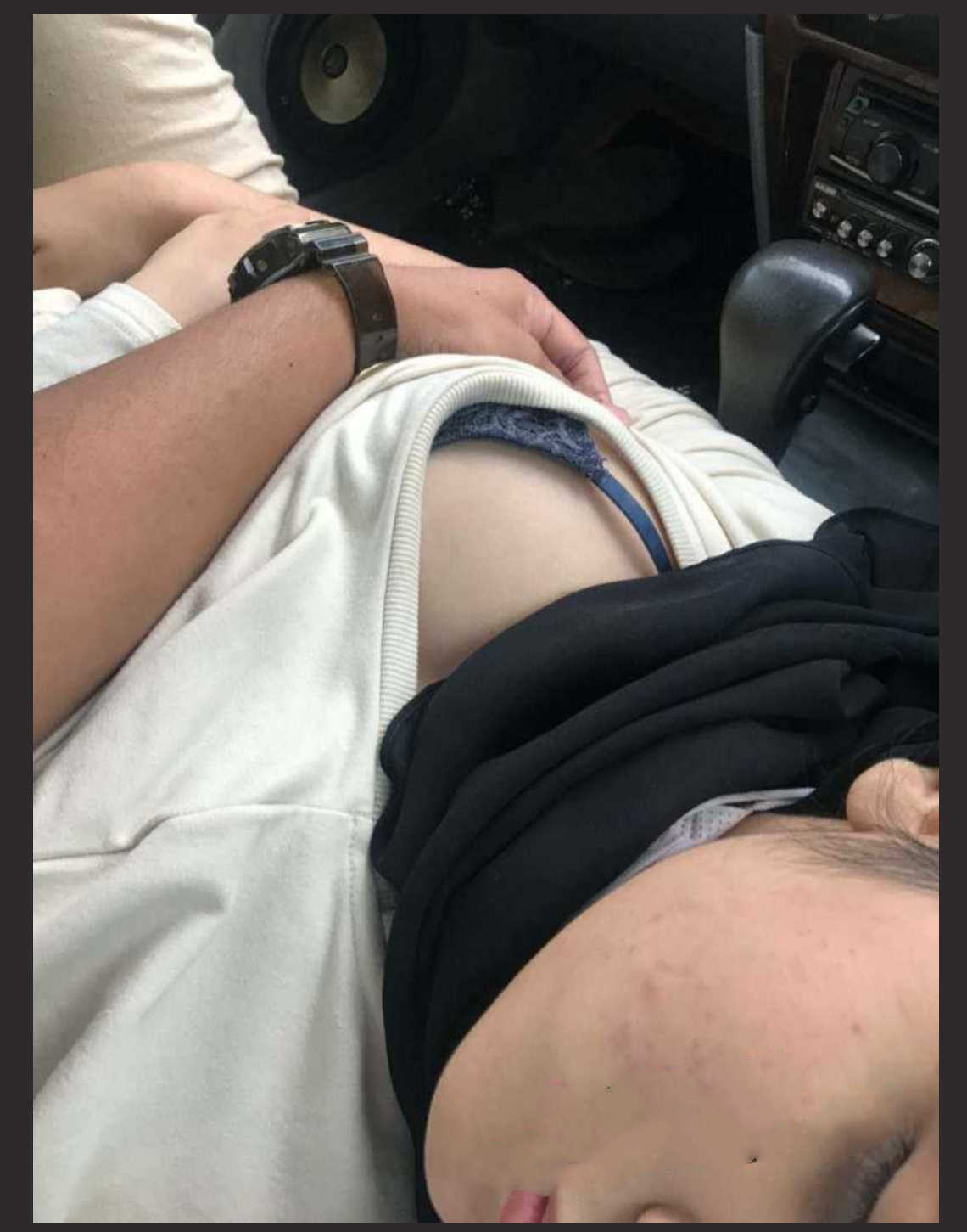 异国风情之穆S林少妇性爱资源流出 本是禁J性爱现却直面镜头进行狂热口交及性爱！