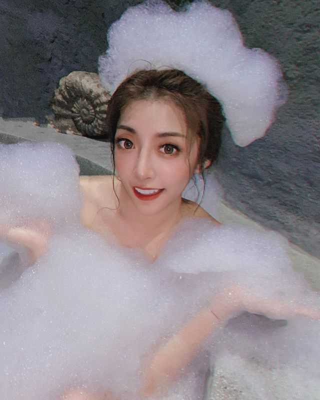 女徒弟不穿内衣裤(最新)