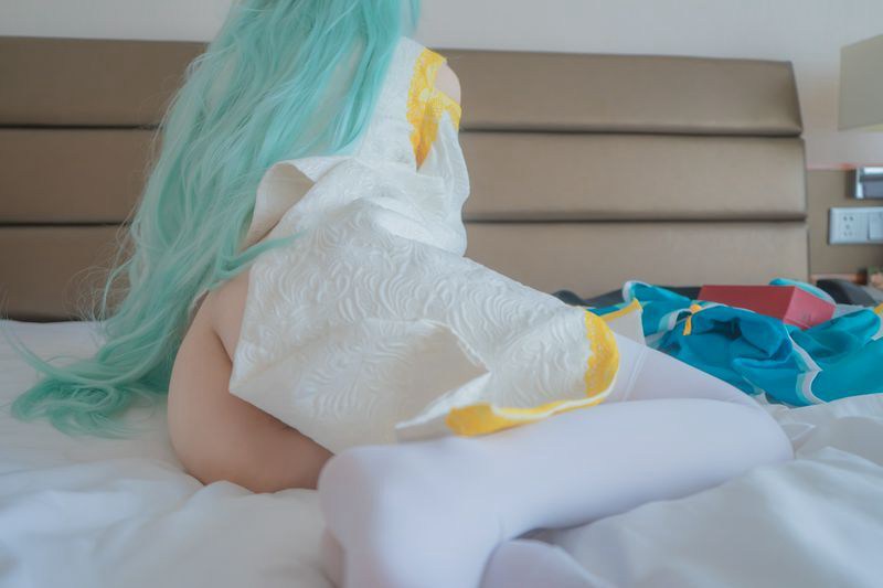 赤裸小阿姨让我肏(最新)