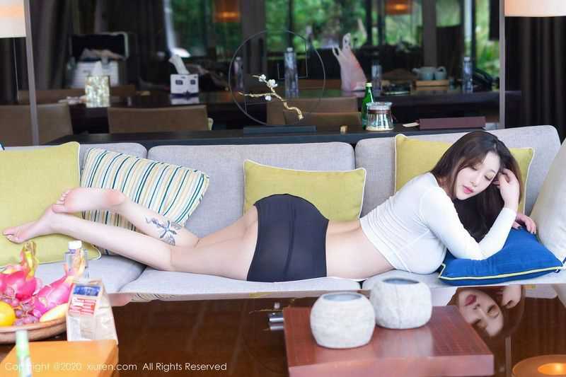 校花正妹享受网友的轮姦(最新)