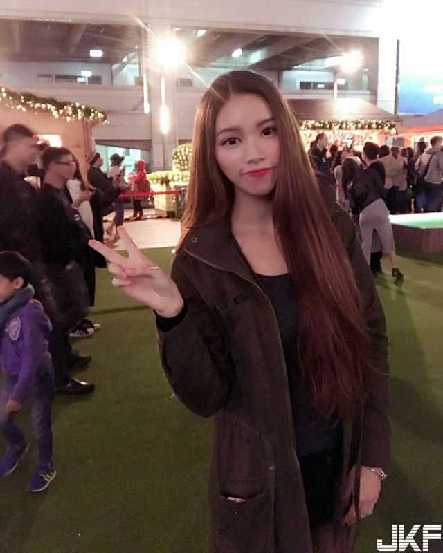 营区内的女士官(最新)